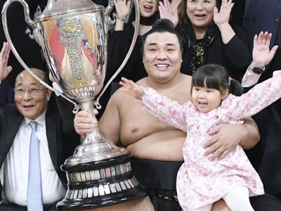 霧島 相撲 嫁 子供